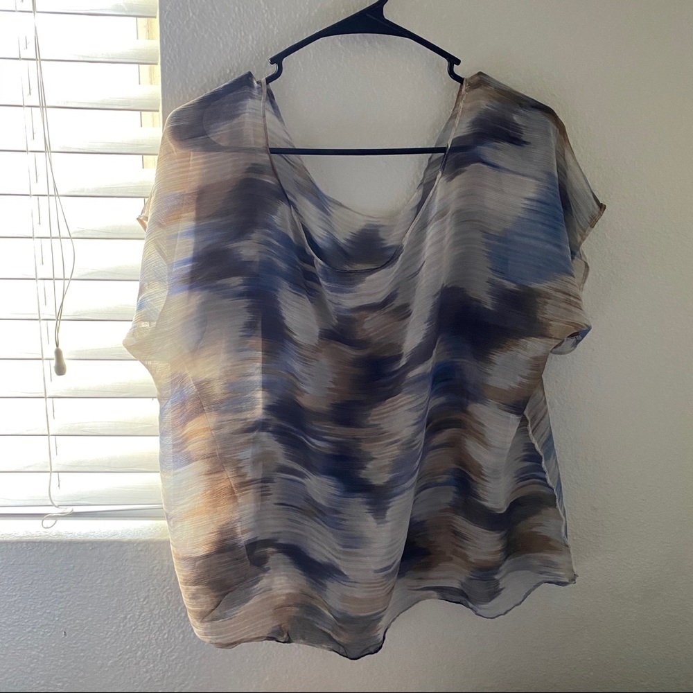 Multi colored blouse - Picture 2 of 2